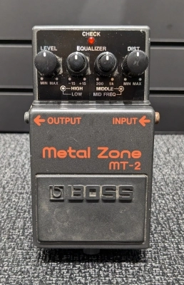 BOSS - MT-2 Metal Zone Pedal